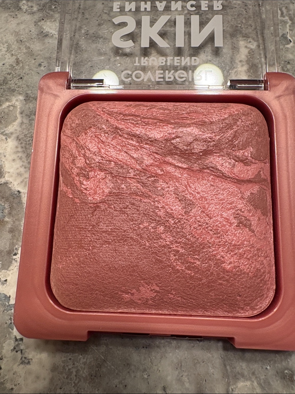 COVERGIRL TruBlend Skin Enhancer Duo - Picture 2 of 5